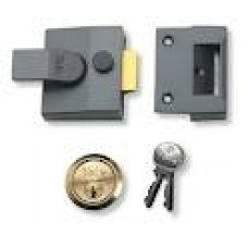 Yale 85 Deadlocking Standard Nightlatch 40mm